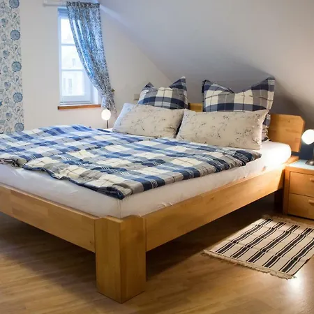 Im Alten Rathaus Apartmán Bad Liebenstein